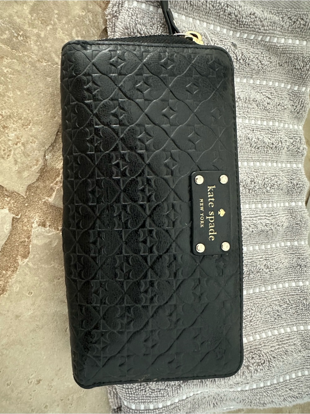 kate spade Black Quilted Zip Wallet with Logo Plate